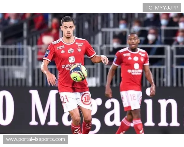 布雷斯特主帅谈点球获利：战术设计旨在制造禁区内的混乱与机会