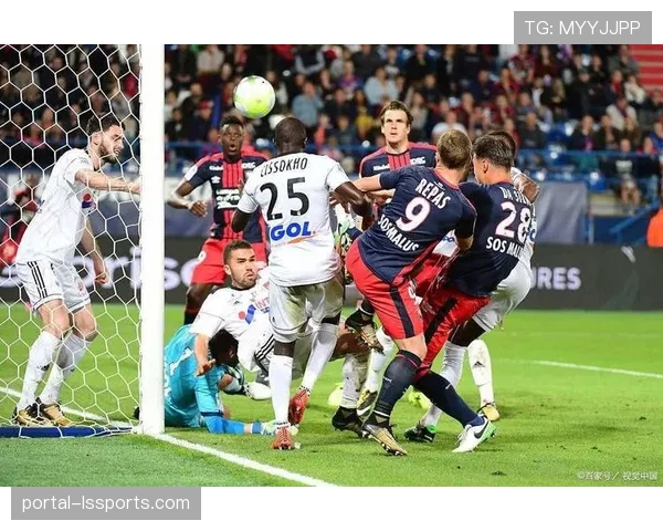 里尔客场胜里昂，中场伤病潮下战术调整见效