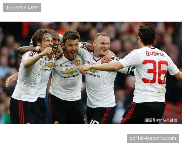 卡拉格力挺阿森纳阵容，称其足以应对梅里诺缺阵